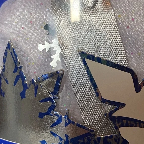 Mattel Holiday Princess Cinderella Barbie- Blue and Silver - Picture 8 of 9